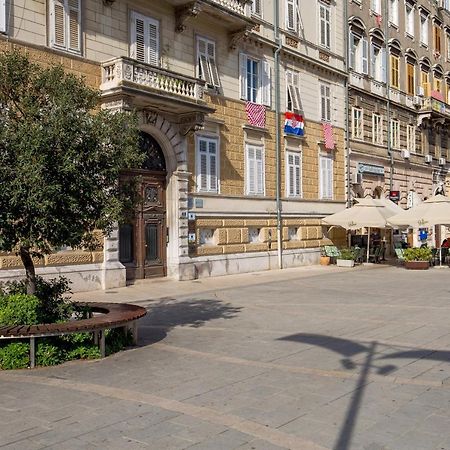 Art Teatro - Gustav Klimt Apartment Rijeka Exterior photo